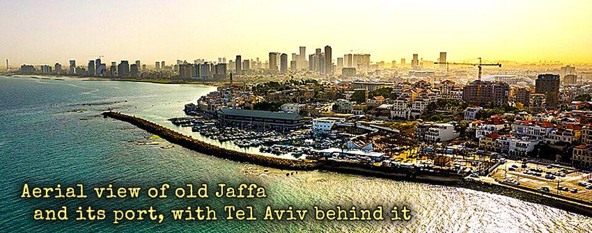 An enlargement of this 'Jaffa Porta' photo can be seen on wikipedia.com.